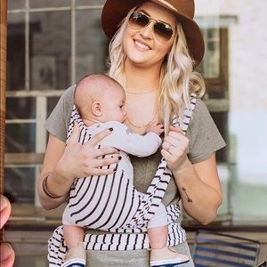 Tuck and bundle baby wrap